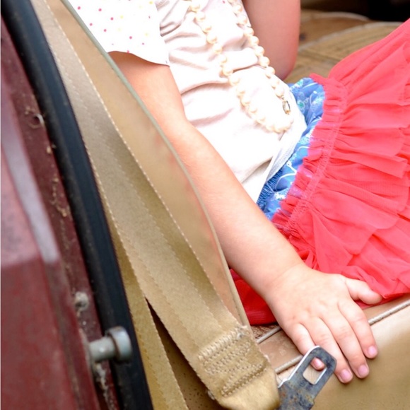 Girls MJ cotton tee with ruffle trim collar, and polka dot sleeves/ pocket - Picture 5 of 5